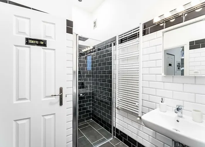 Bpr Colorlib Art Budapesta