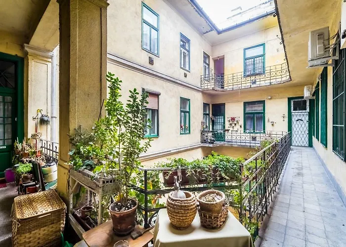 Bpr Colorlib Art * Budapesta